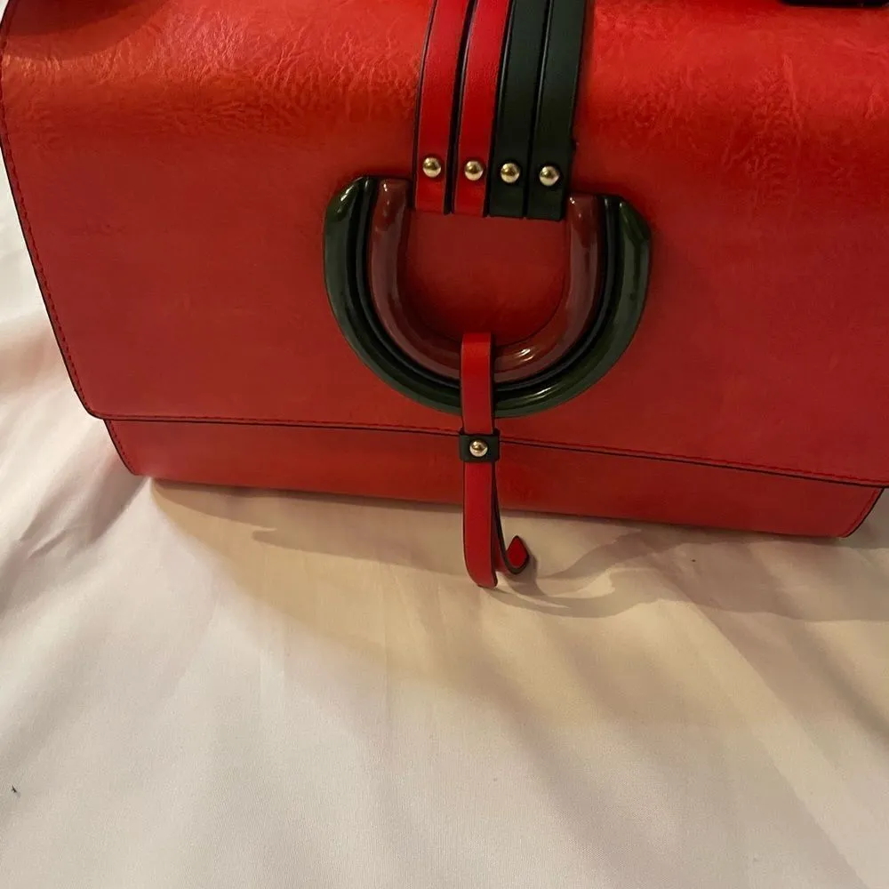 NWT 2 pc Vegan leather Purse Set/ Formal/work/ Shoulder/Wallet/Red Red - Image 4