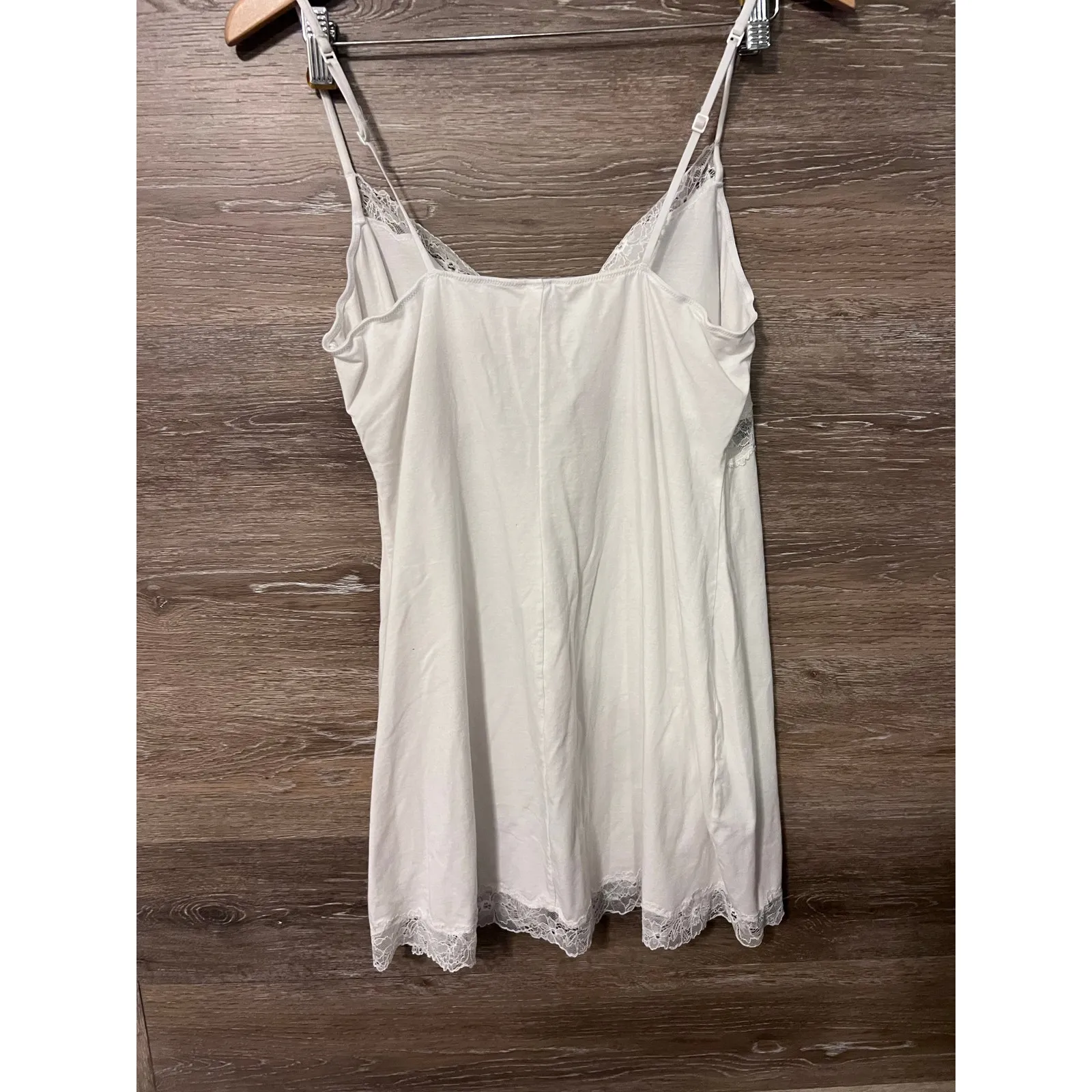 Skims white Nightgown Size XL stretchy sleepwear Cami Lace fits everybody - Image 7