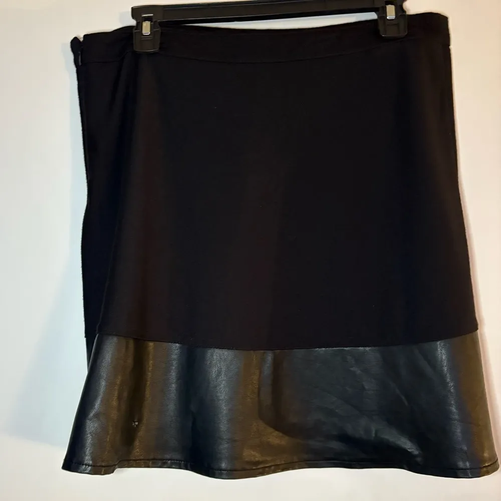 Black Mini Skirt with Leather Trim - Image 2