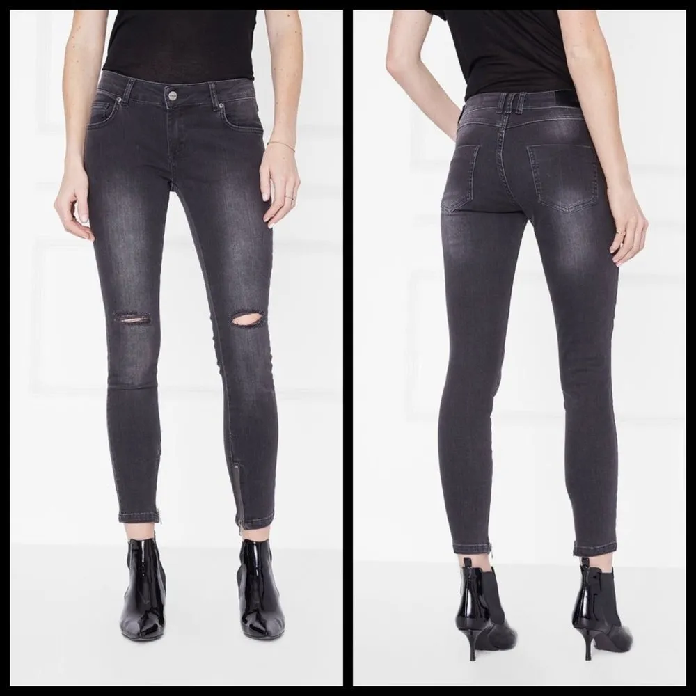 💕ANINE BING💕 Jeans w/ Low Pocket Distressed Knee - Image 3