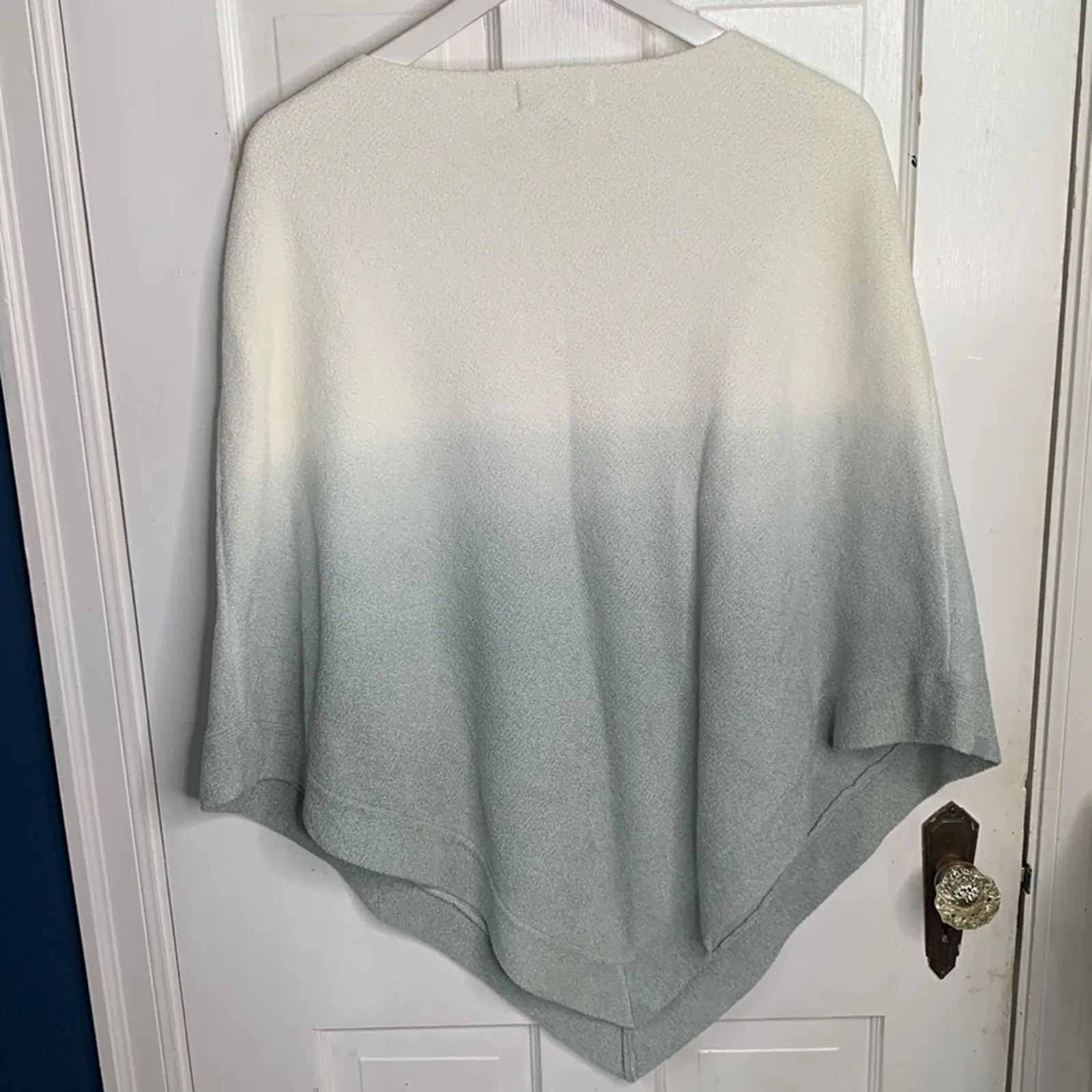 Barefoot Dreams CozyChic Ultra Lite OceanBreeze Comfy Poncho W-362 - Image 7