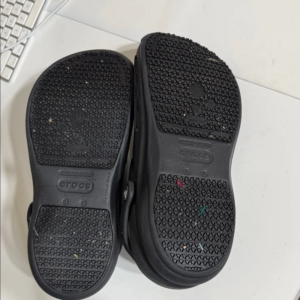 CROCS Black Slip-On Slippers - Image 7