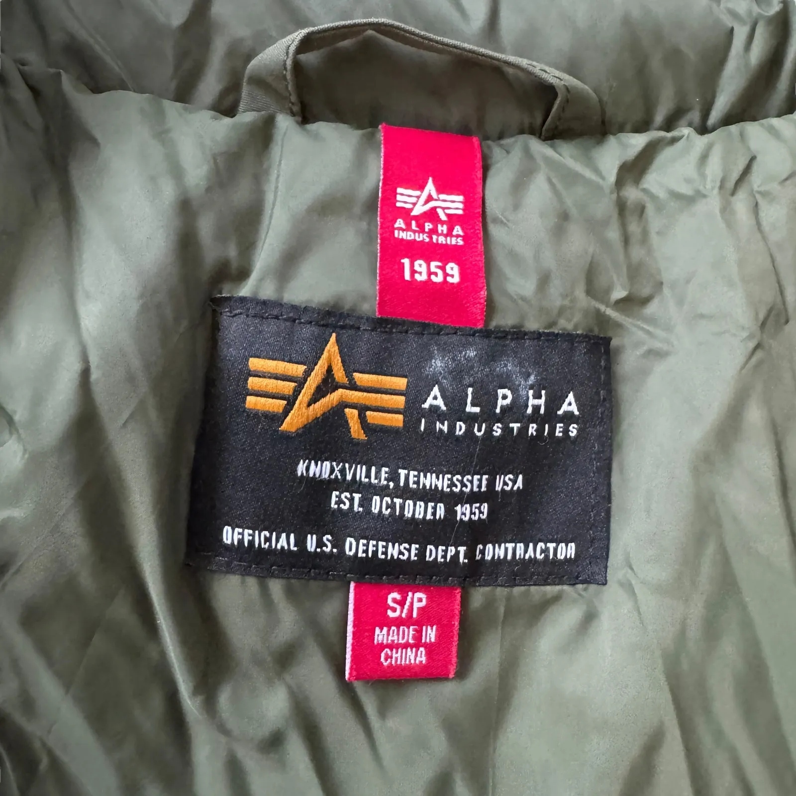 Alpha Industries MA-1 Quilted Bomber Jacket Olive Green Puffer - Image 4