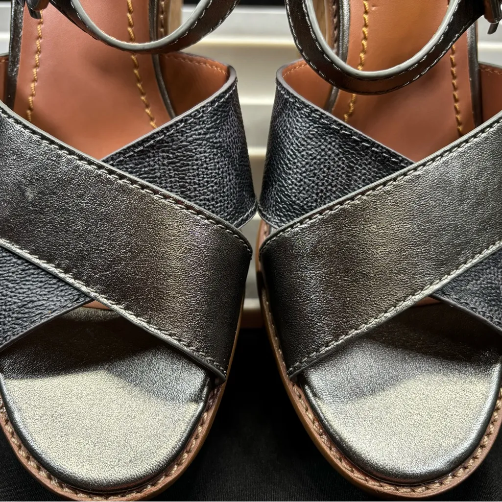 Coach High Wedge Espadrille‎ Cross Band Silver/Gray Logo Size 10B  Buckle Charm - Image 11