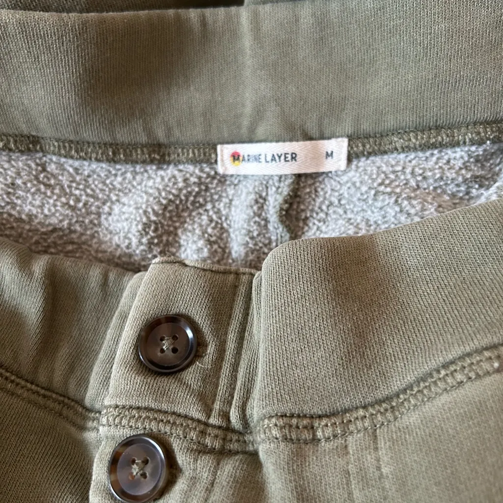 Marine Layer Size Medium Annie Tailored Sweatpants Dusty Olive Button Detail - Image 5