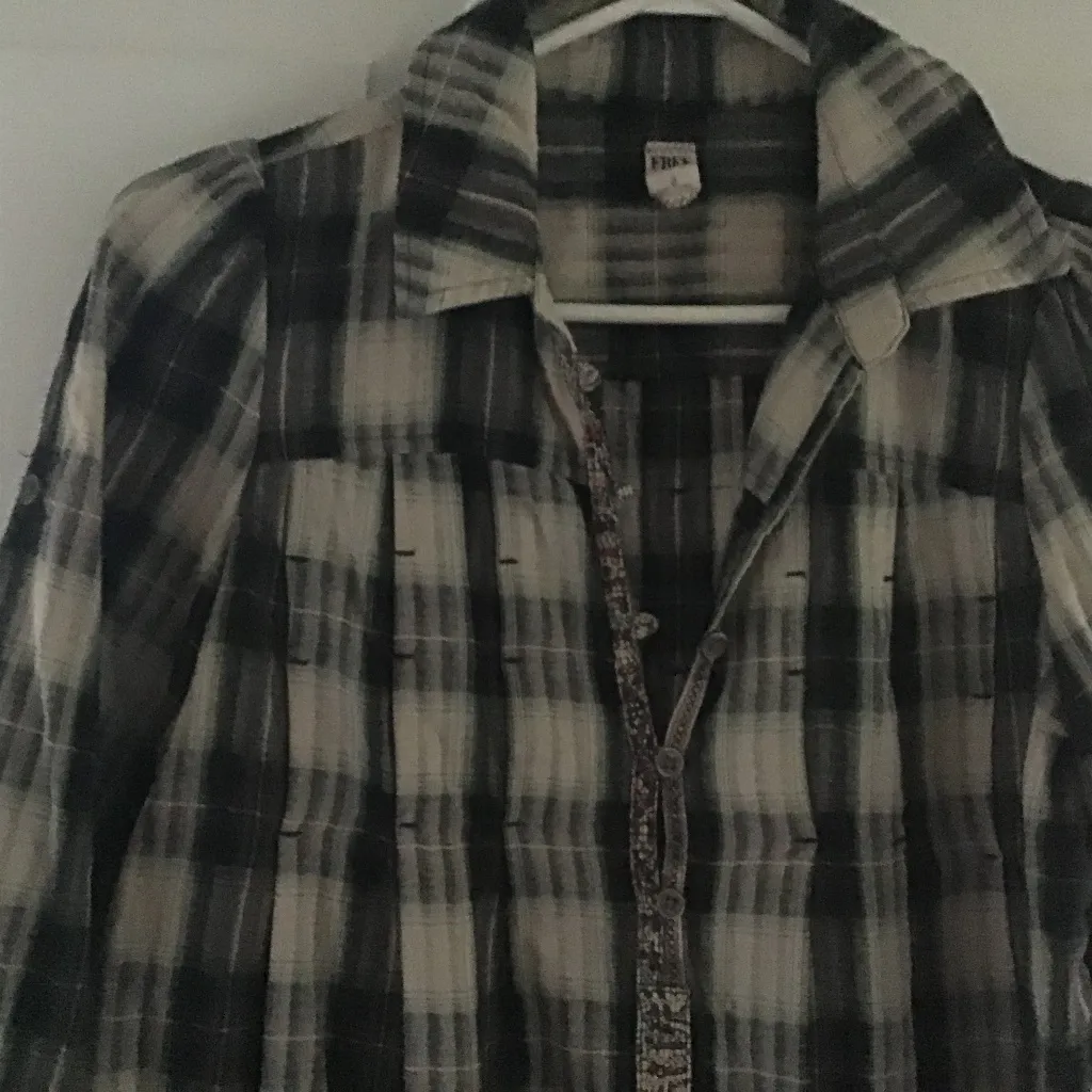 FREE PEOPLE PLAID TIE BACK SHIRT. 2 - Image 3