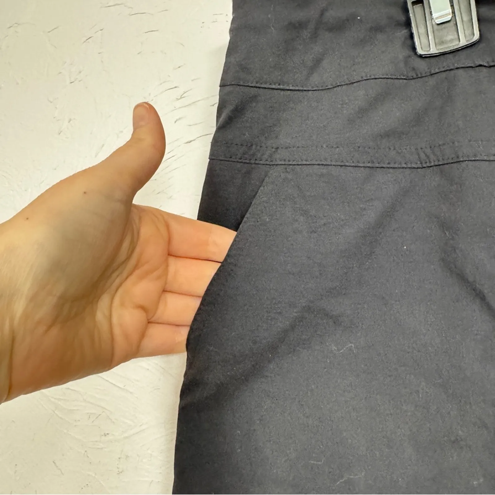 Prana Black Wide Leg Cropped Hiking Pants Womens L Casual Outdoors Gorpcore - Image 2