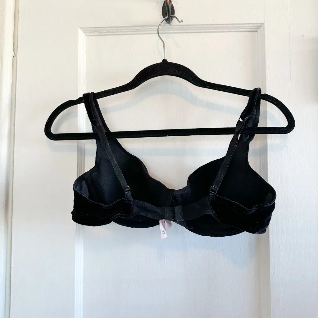 Victoria's‎ Secret | Velvet Black Lined Embroidered Luxury Bra 36C - Image 2