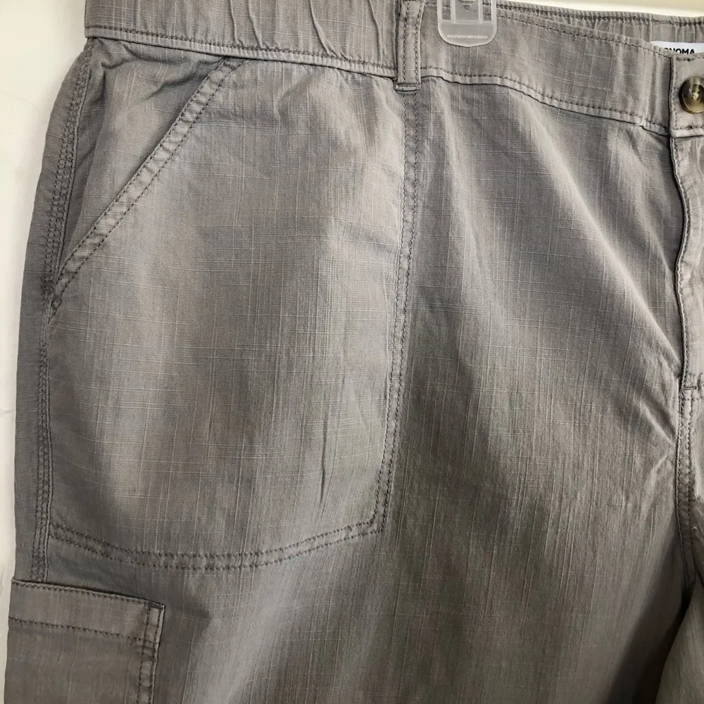 SONOMA Womens BERMUDA Shorts Size 30W Gray Comfort Waistband New - Image 3