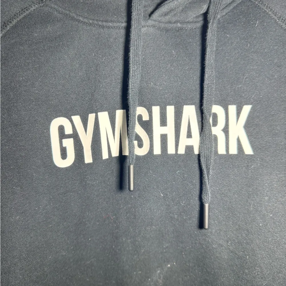 Gymshark Blk Hoodie size M - Image 2