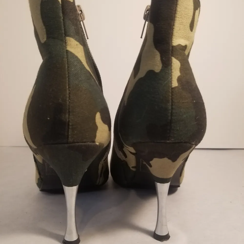 Leuven Liberty Camo ankle boots Green Size 7 - Image 4