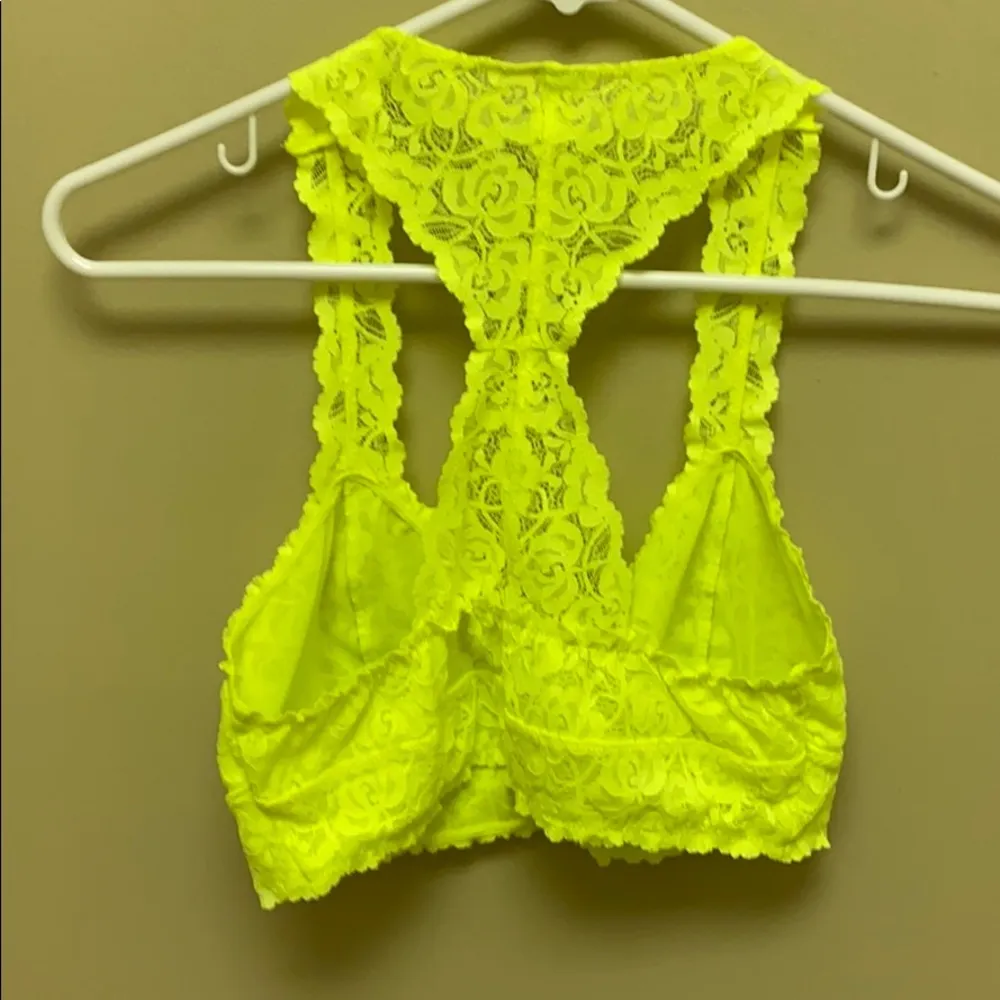 Highlighter yellow lace bralette - Image 4