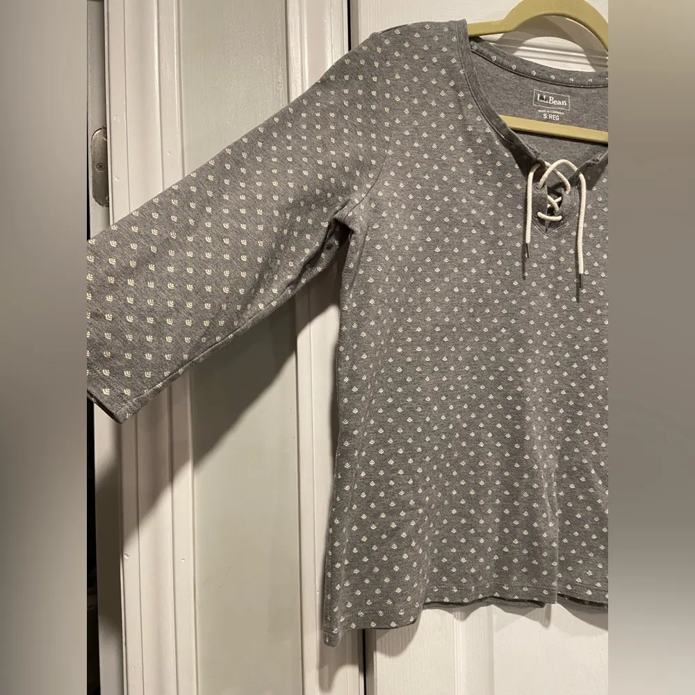 L.L. Bean Size S Gray Cream Print Cotton Lace Up Henley Tee Shirt 3/4 Sleeve - Image 2