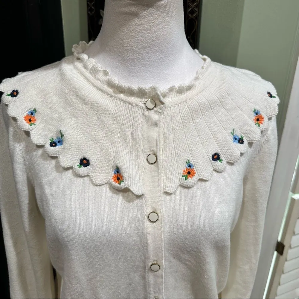 Charter Club White Floral Embroidered Ruffle Collar Cardigan Size Medium - Image 2