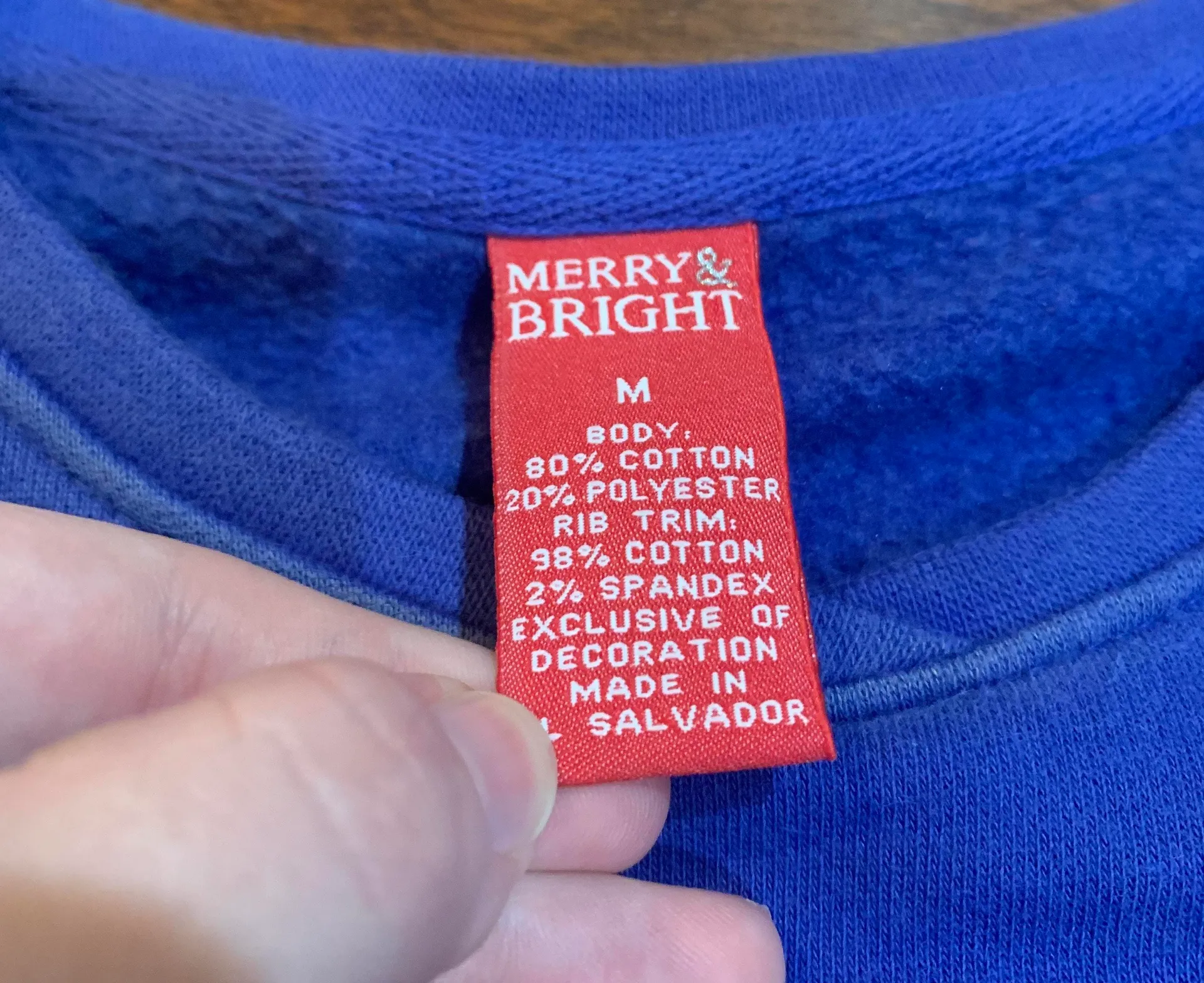 merry & bright reindeer pullover Size M - Image 5