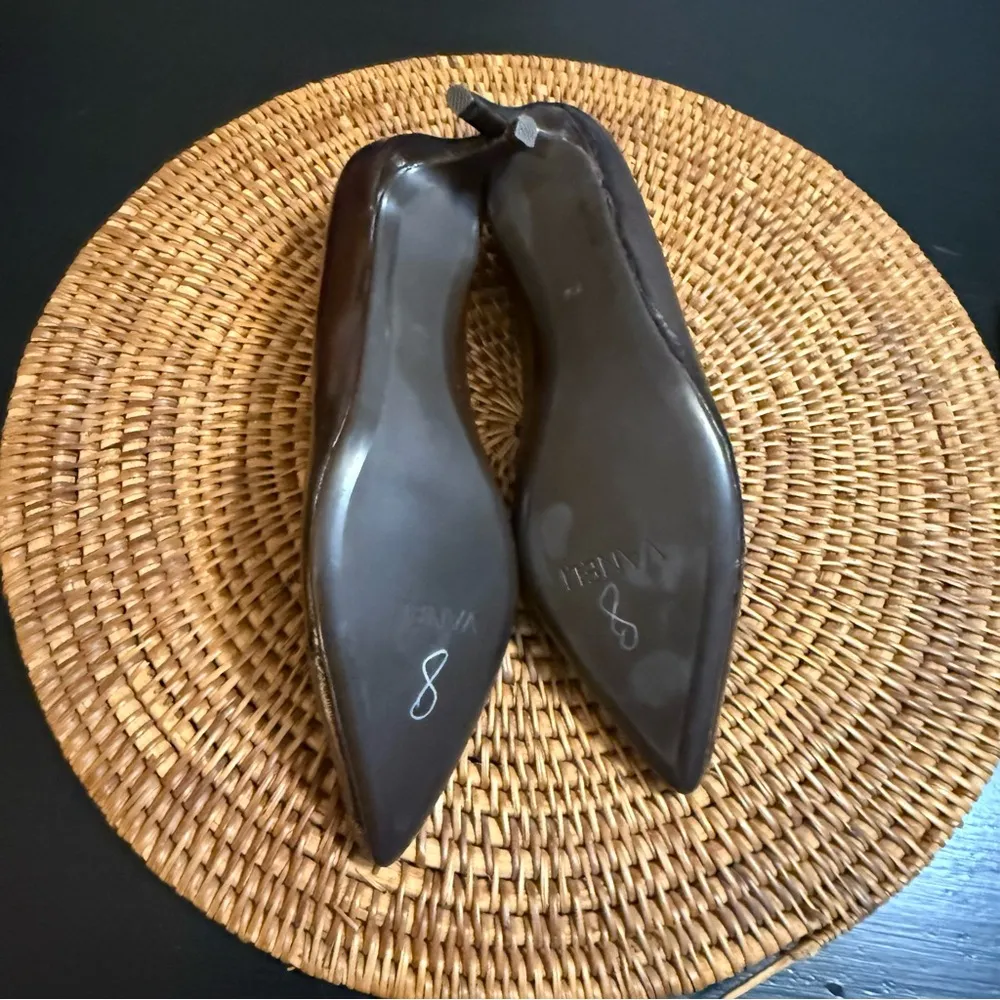 Vaneli Dark Brown Leather Heels Size 7 - Image 10