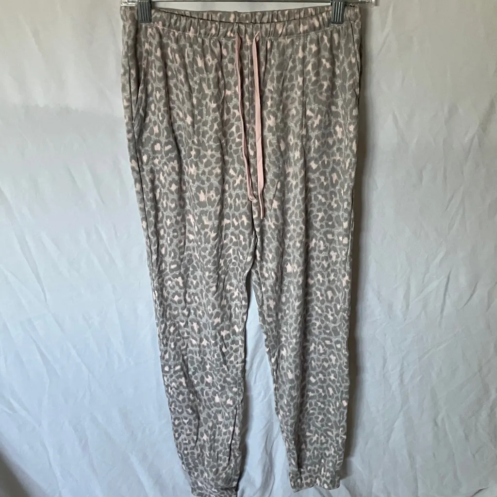 Kate Spade: Gray & Pink Leopard Print Top- Pockets- S - Image 10