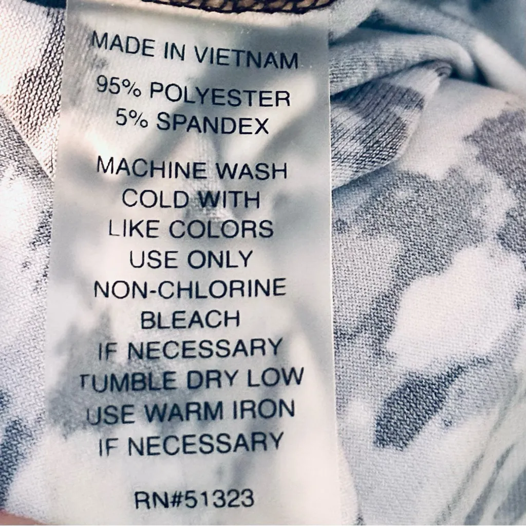 Chaus New York Women’s Elegant Rich Black Faux Wrap Blouse 3/4 Sleeves NWT - Image 12