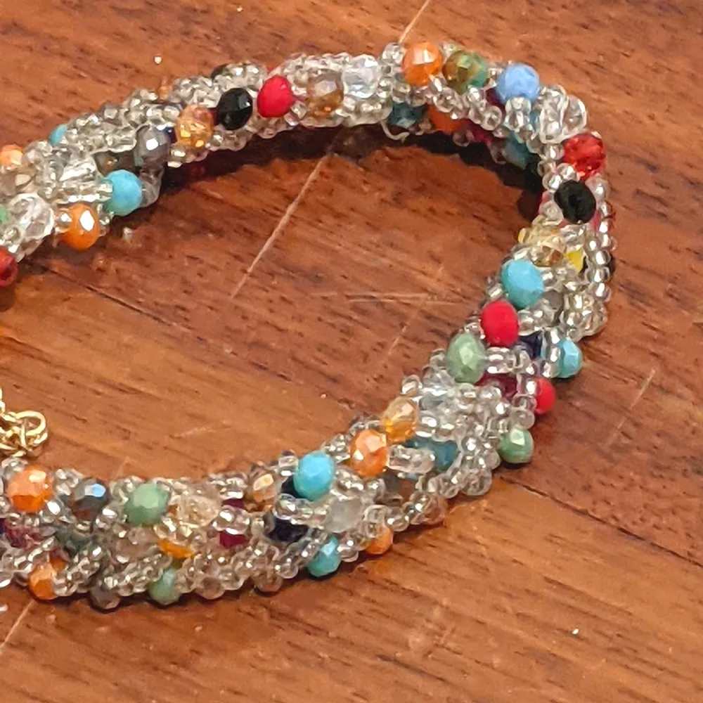 NEW Bracelet Beaded  Pretty!! - Image 2