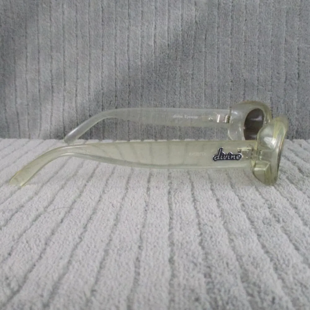 New Divine Eyewear Athena Pearl White / Amber Sunglasses - Image 5