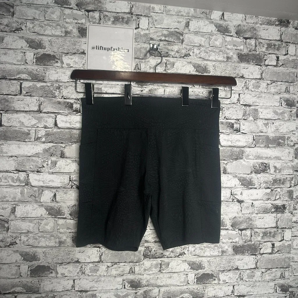 EUC Tuff Athletics Dark Grey 8" Bike Shorts Size XXL (Hunter Print) - Image 3