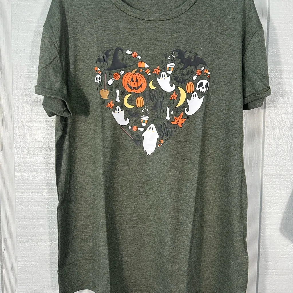 Green Halloween Theme Tshirt Size XL NWOT - Image 3