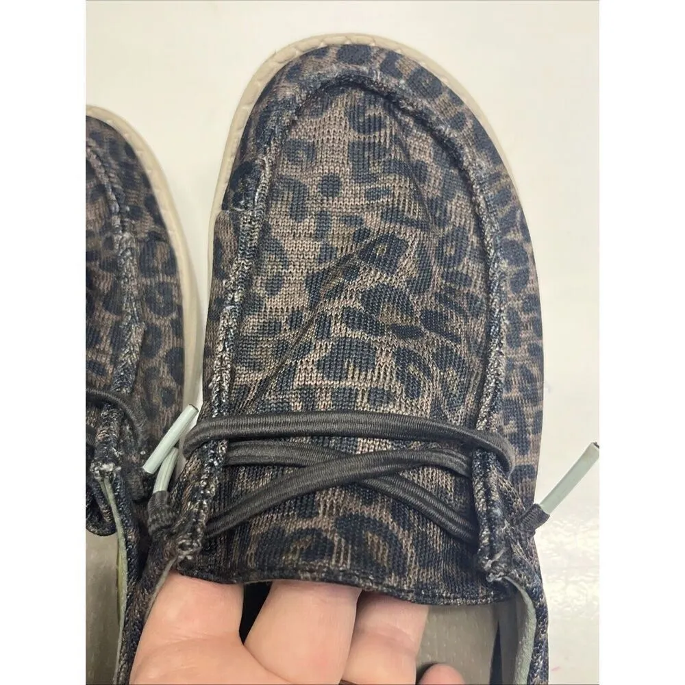 Hey Dude Shoes Wendy Sox Leo Brown Women’s Size 6 Slip On Loafer Fabric Leopard - Image 4