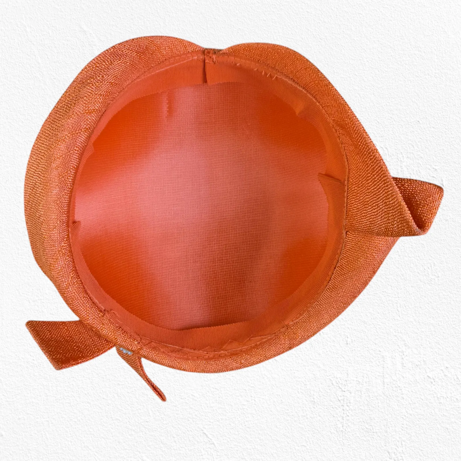 1920s Vintage Orange Cloche Hat Elegant Woven Pearl Bow Rolled Brim Veil Accent - Image 9