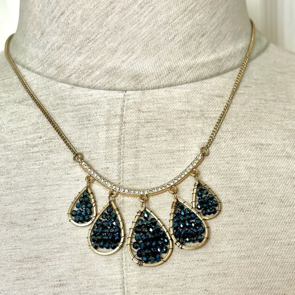 Keneth Cole gold tone blue bead rhinestone necklace - Image 11
