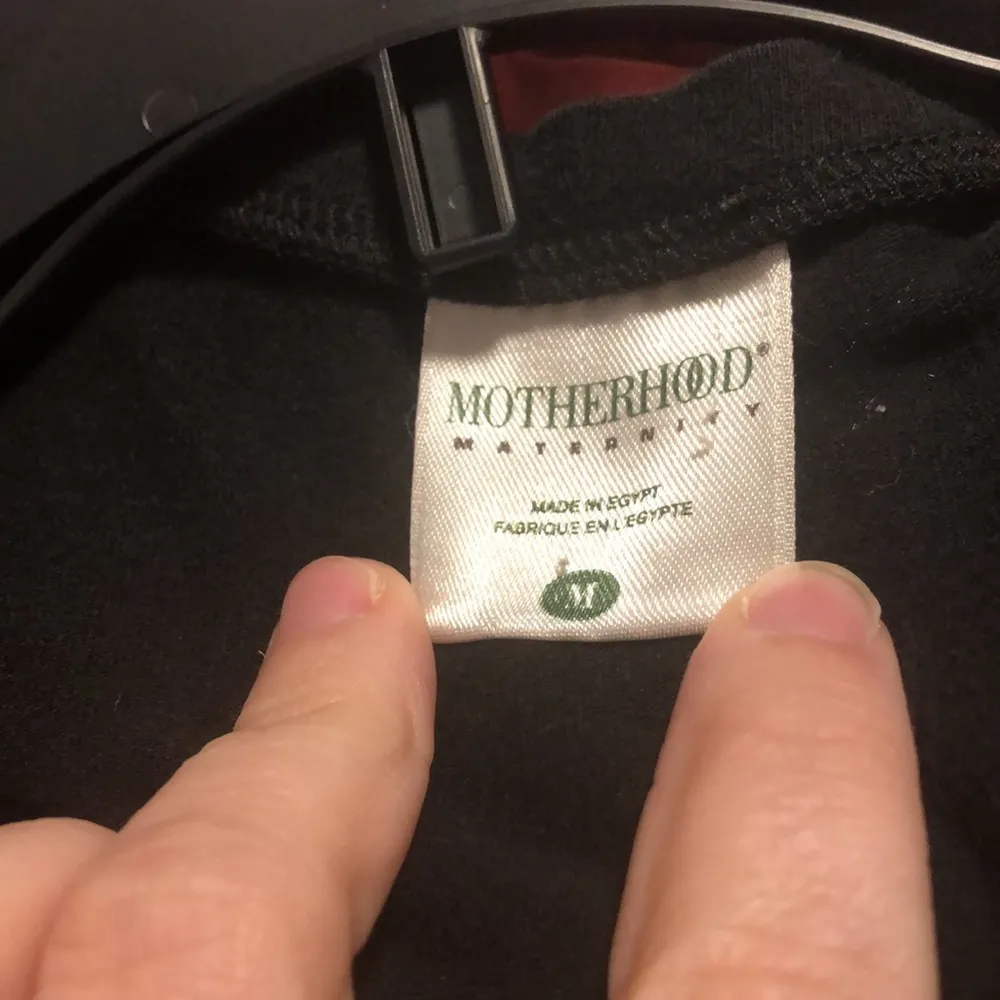 🎉 4 for $20 Motherhood Maternity Tee - Image 4