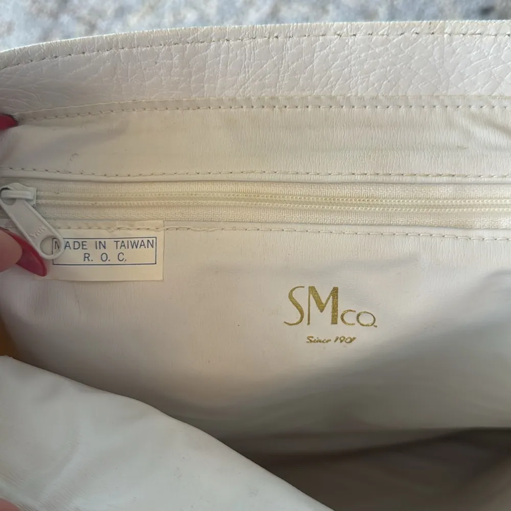 SM Co. Vintage Tote Handbag White - Image 9