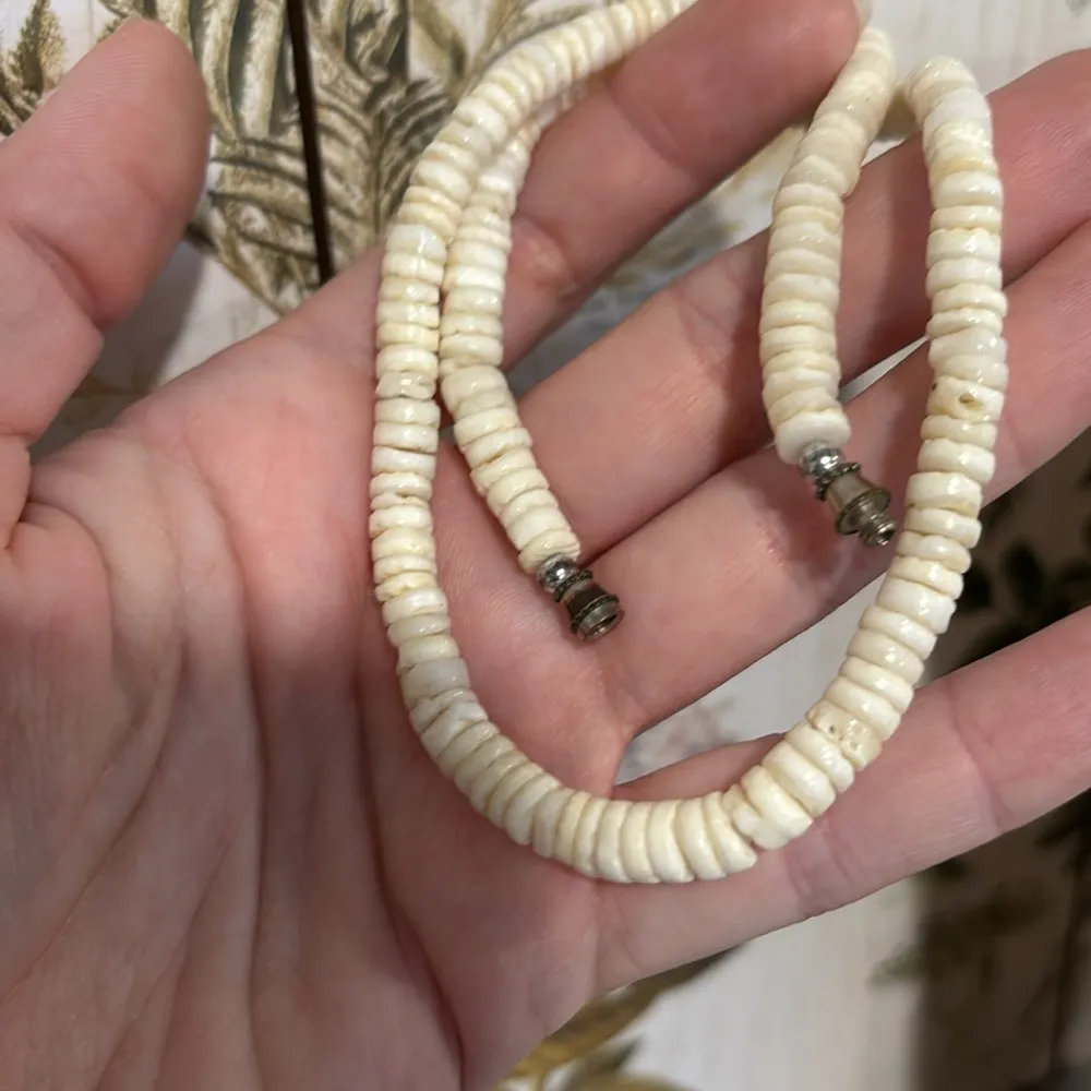 White Ivory Puka Shell Necklace 16” Vintage - Image 5
