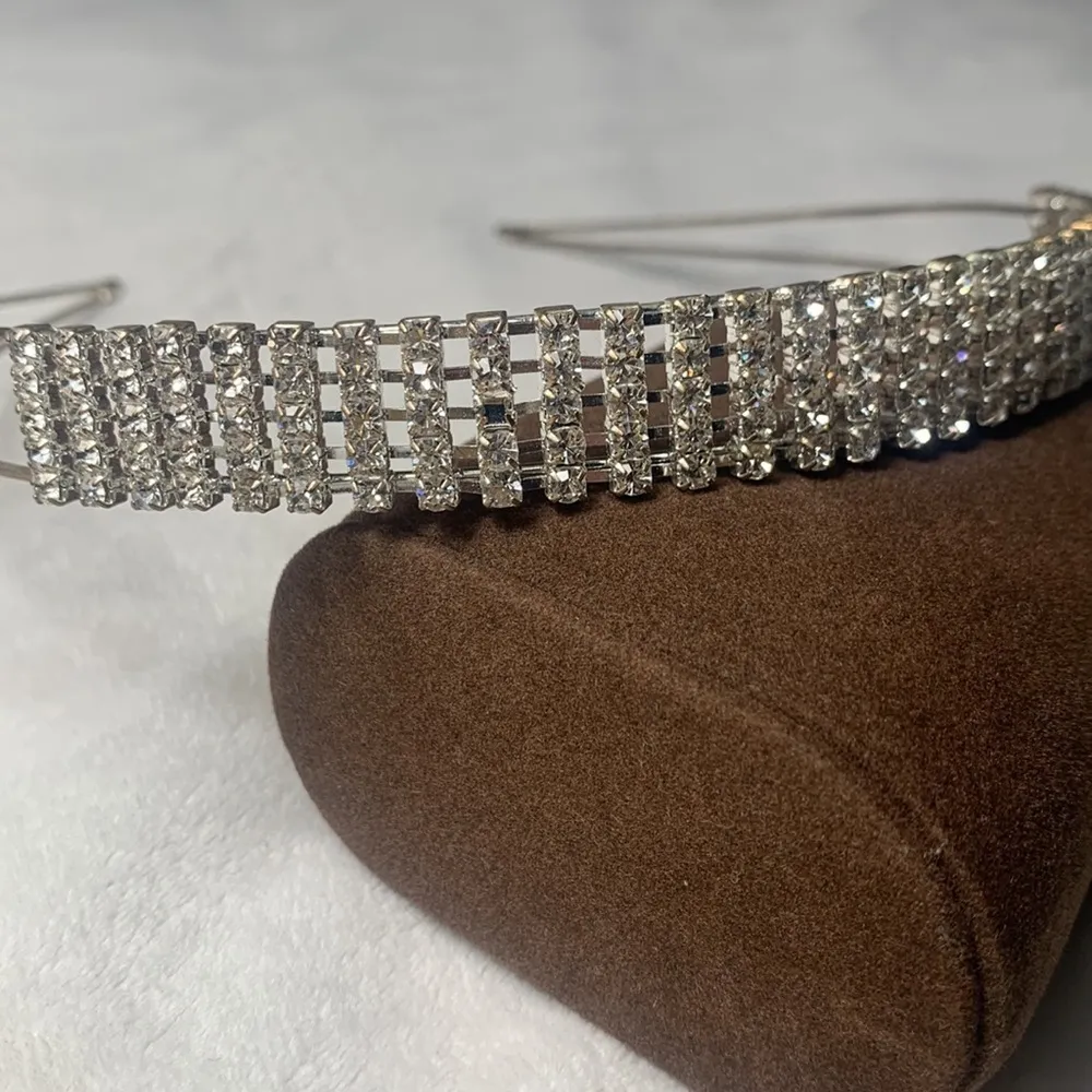 Silver Color Five Row Rhinestone Cluster Headband - Image 3