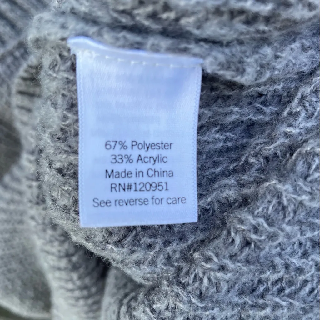 SO‎ Women's Gray Crew Neck Sweater - Image 4