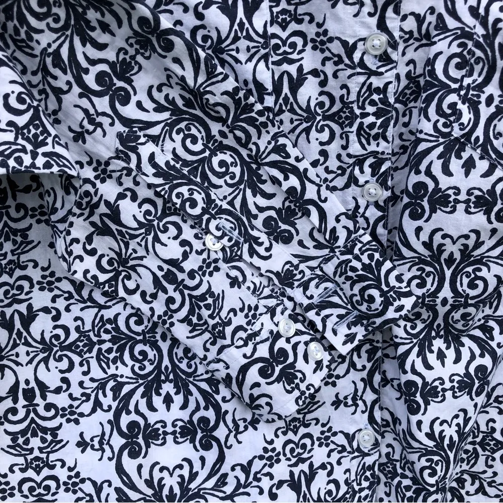 Gloria Vanderbilt  Damask Print Cassidy Button Down Size X Large - Image 5