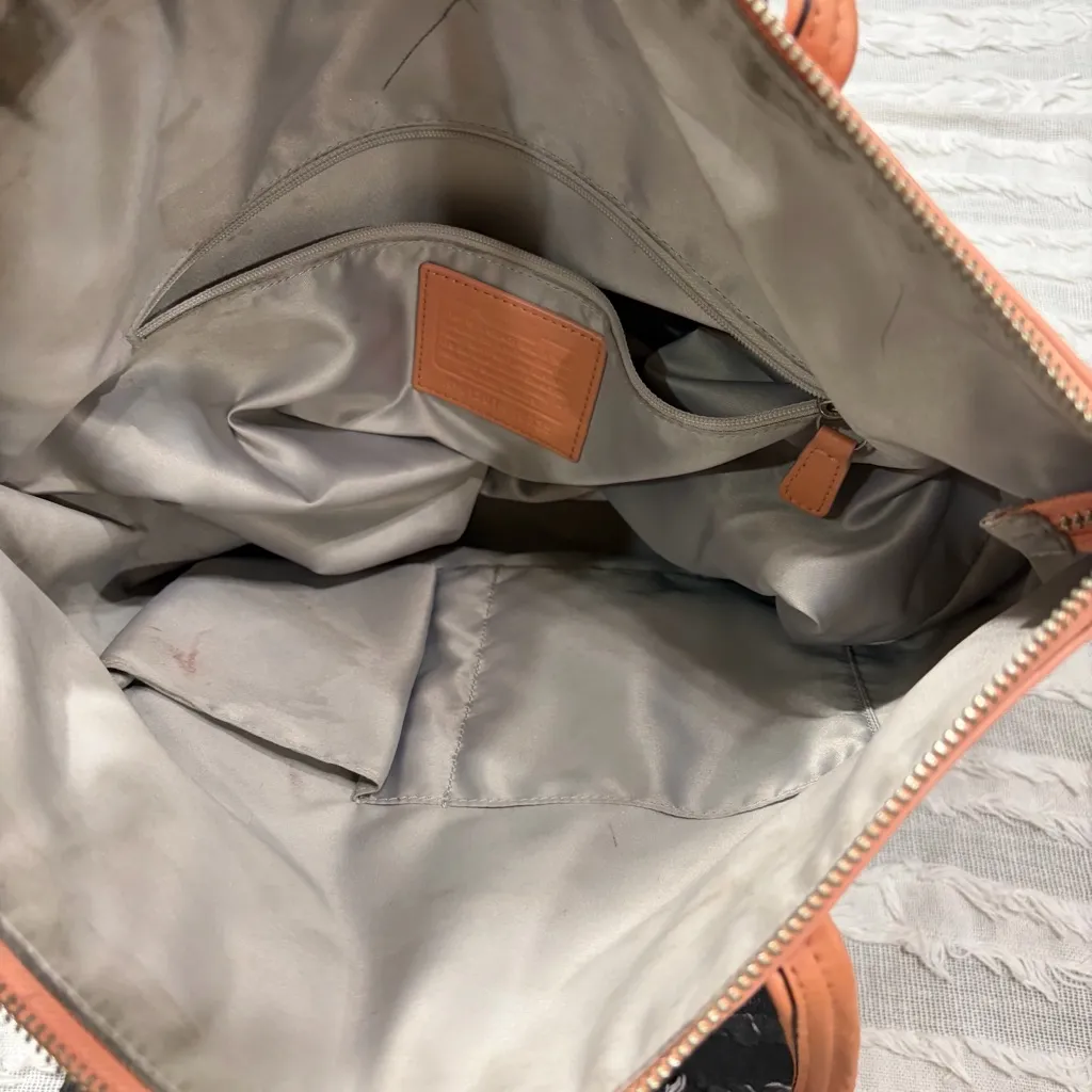 COACH Tote Signature C Peach Pink Beige Shopper Laura Purse Logo Casual Minimal - Image 12