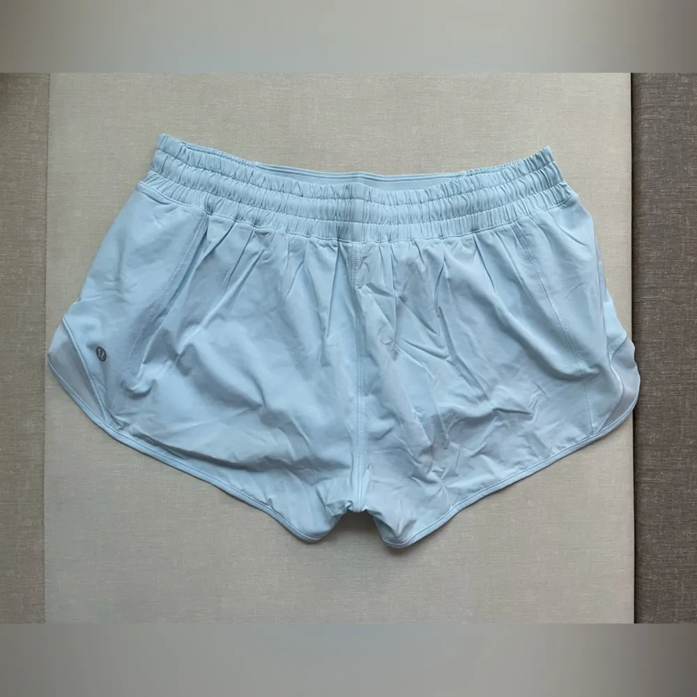 Hotty Hot LR Short 2.5" Lined - Powder Blue - Image 10