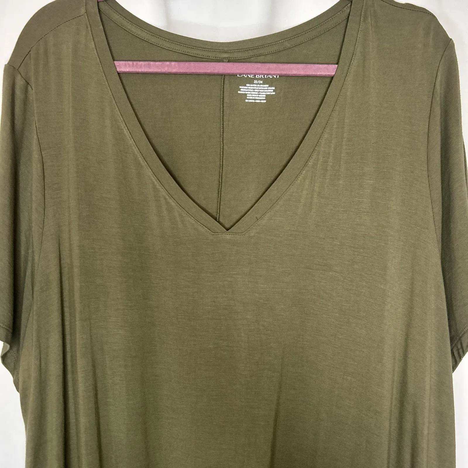 Lane Bryant Olive Green‎ V Neck Flowy Tee Shirt 22/24 Short Sleeve NWT - Image 2