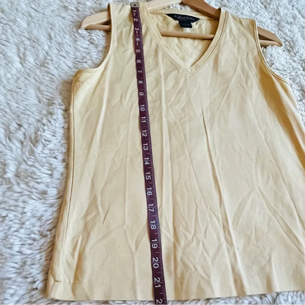 Brooks Brothers Women’s Yellow Tank Top Sleeveless V-Neck‎ Cotton size medium - Image 3