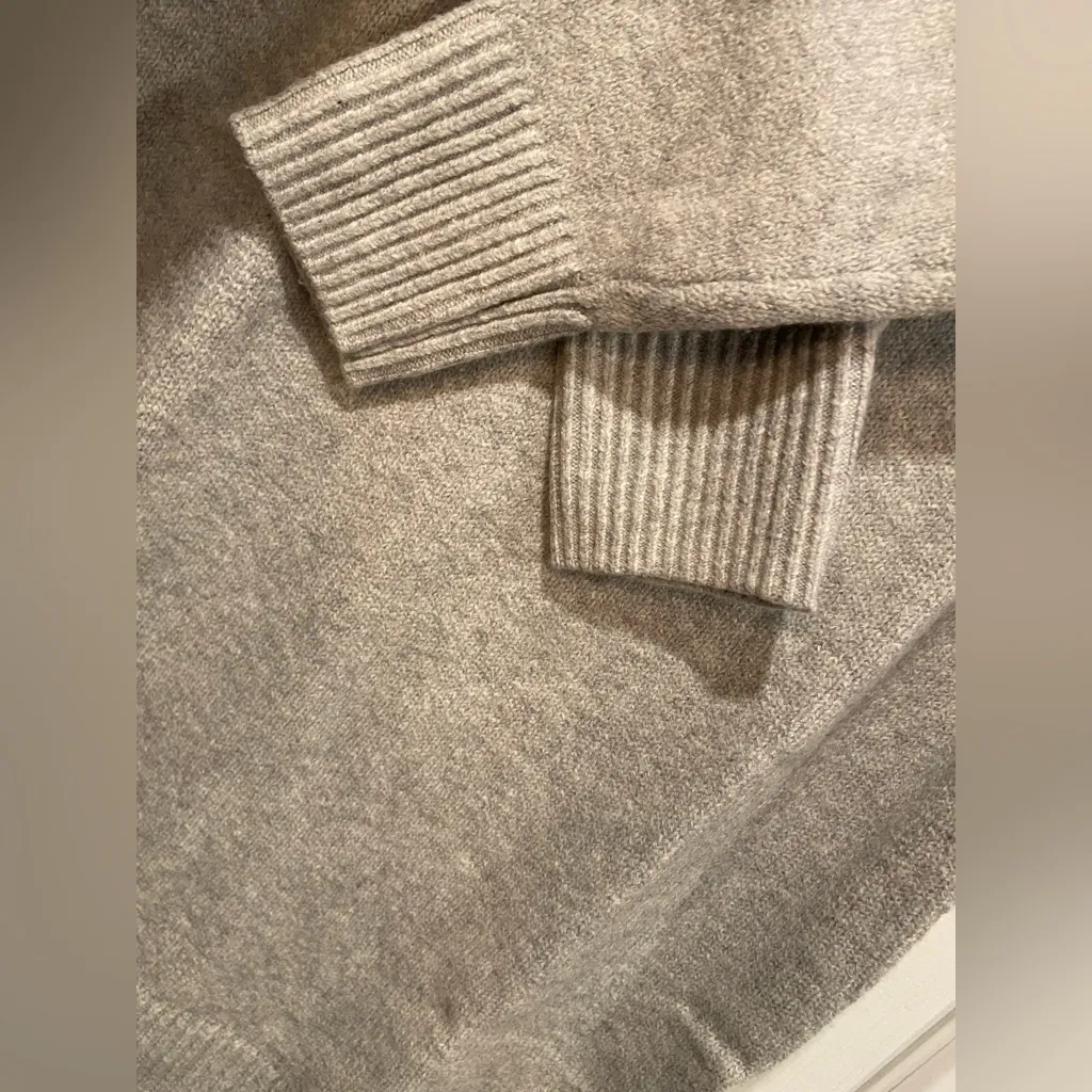 NWT Old Navy Size S Gray So Soft V Neck Long Sleeve Pullover Sweater Mini Dress - Image 6