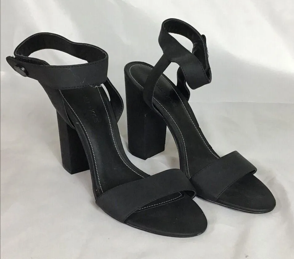 Kendall & Kylie Ankle Strap Sandals Sz. 8.5 Black Open toe Sandals Trendy  Chic - Image 4