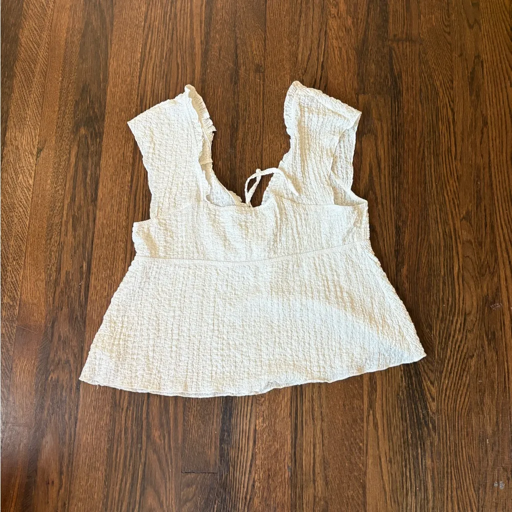 Cupshe  white blouse - Image 4