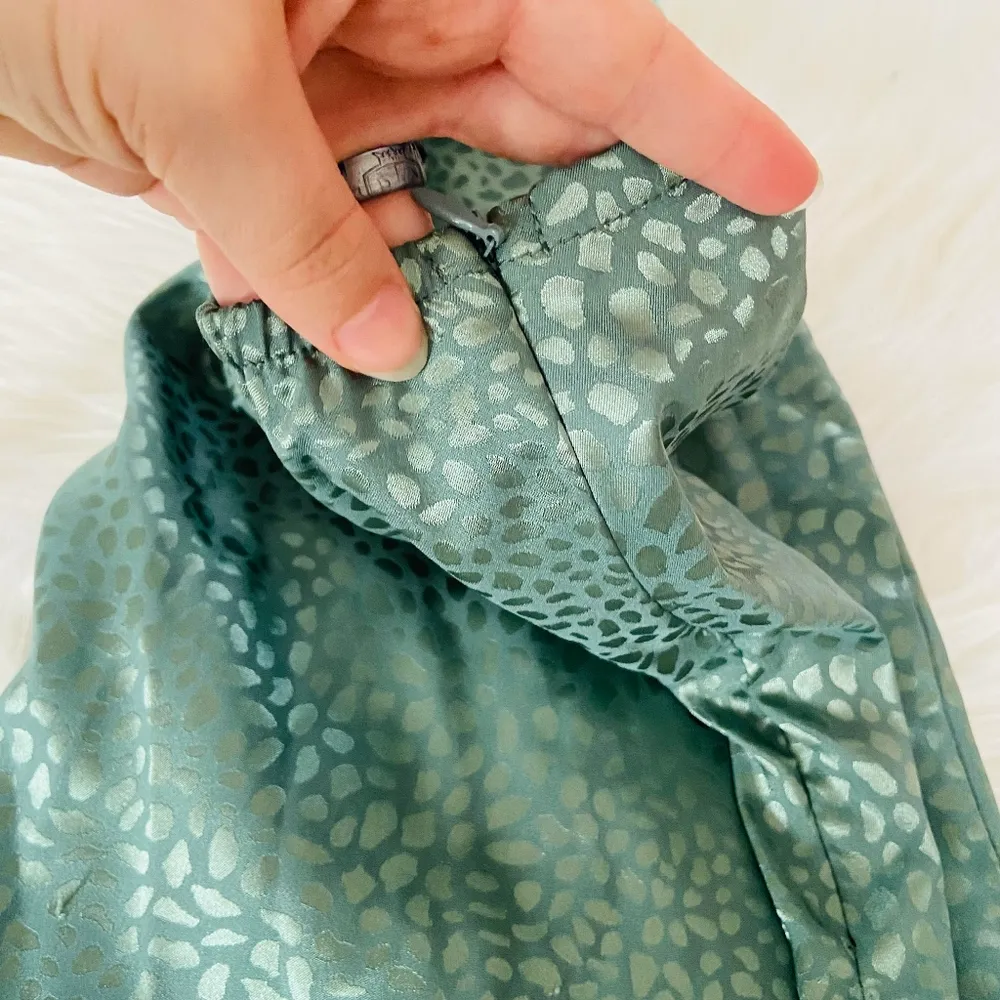 Princess Polly Satin Mini Skirt - Image 4