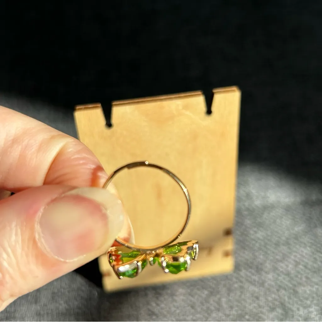 Pretty LIGHT GREEN Butterfly Gemstone Fashion Ring, Gold, Adjustable - Image 5