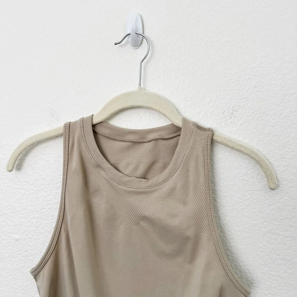 [Alphalete] Tan Linen Seamless Stratus Crop Tank Top Crew Neck Workout Size XL - Image 4