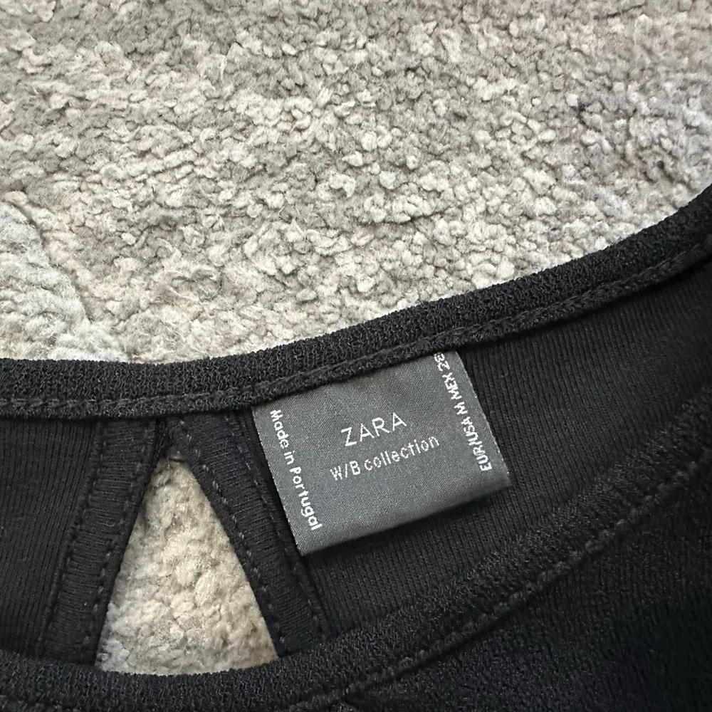 Zara - W/B Collection Keyhole Open Back Black Bodycon Midi Dress - Image 7