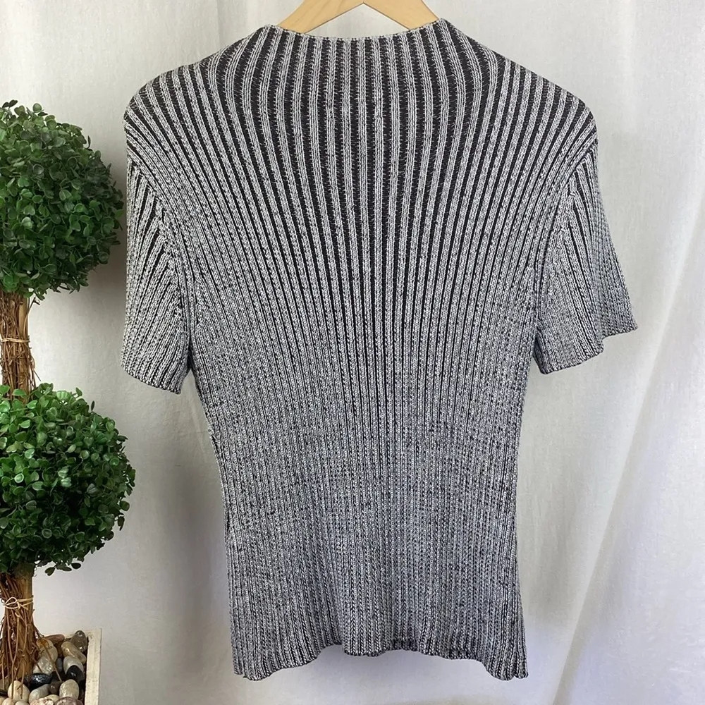 Juliana Collezione 100% Silk Gray & Black Ribbed Knit Short Sleeve Top M Size M - Image 2