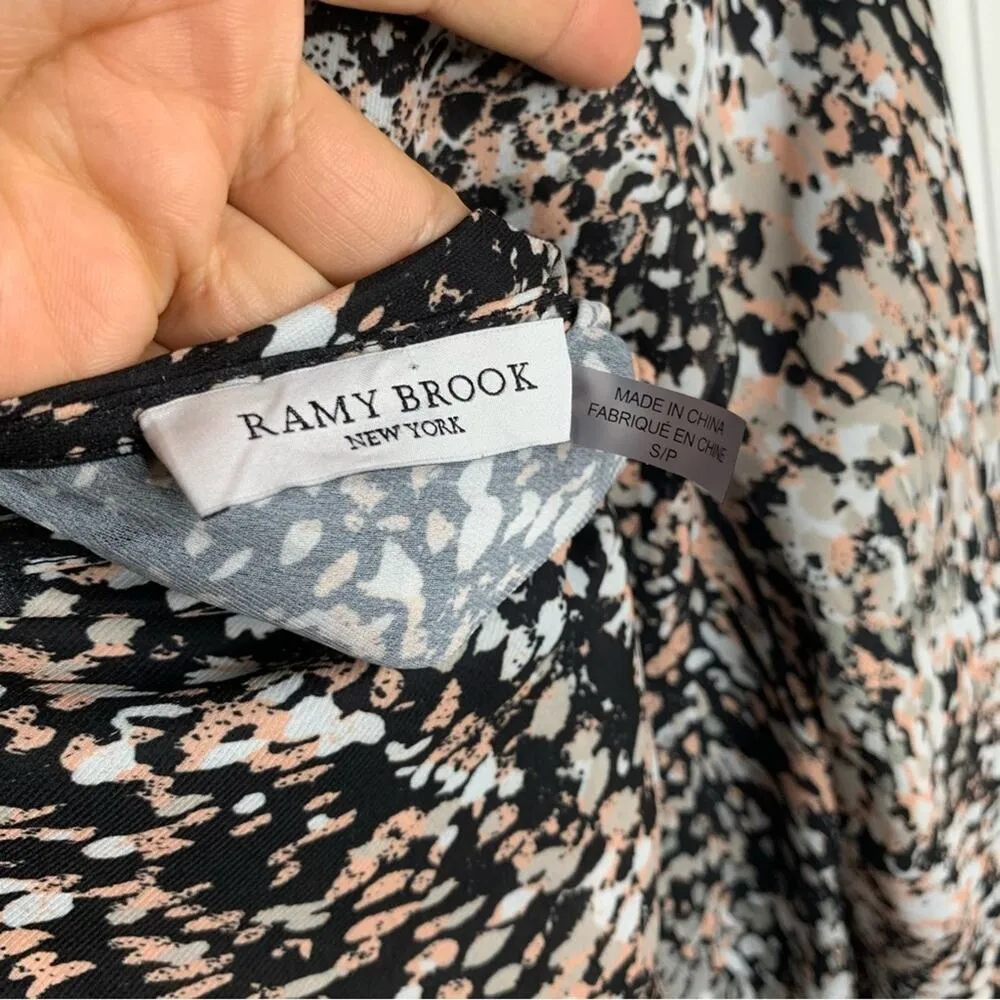 Ramy‎ Brook leapard one shoulder long sleeve mob wife animal print dress small - Image 5