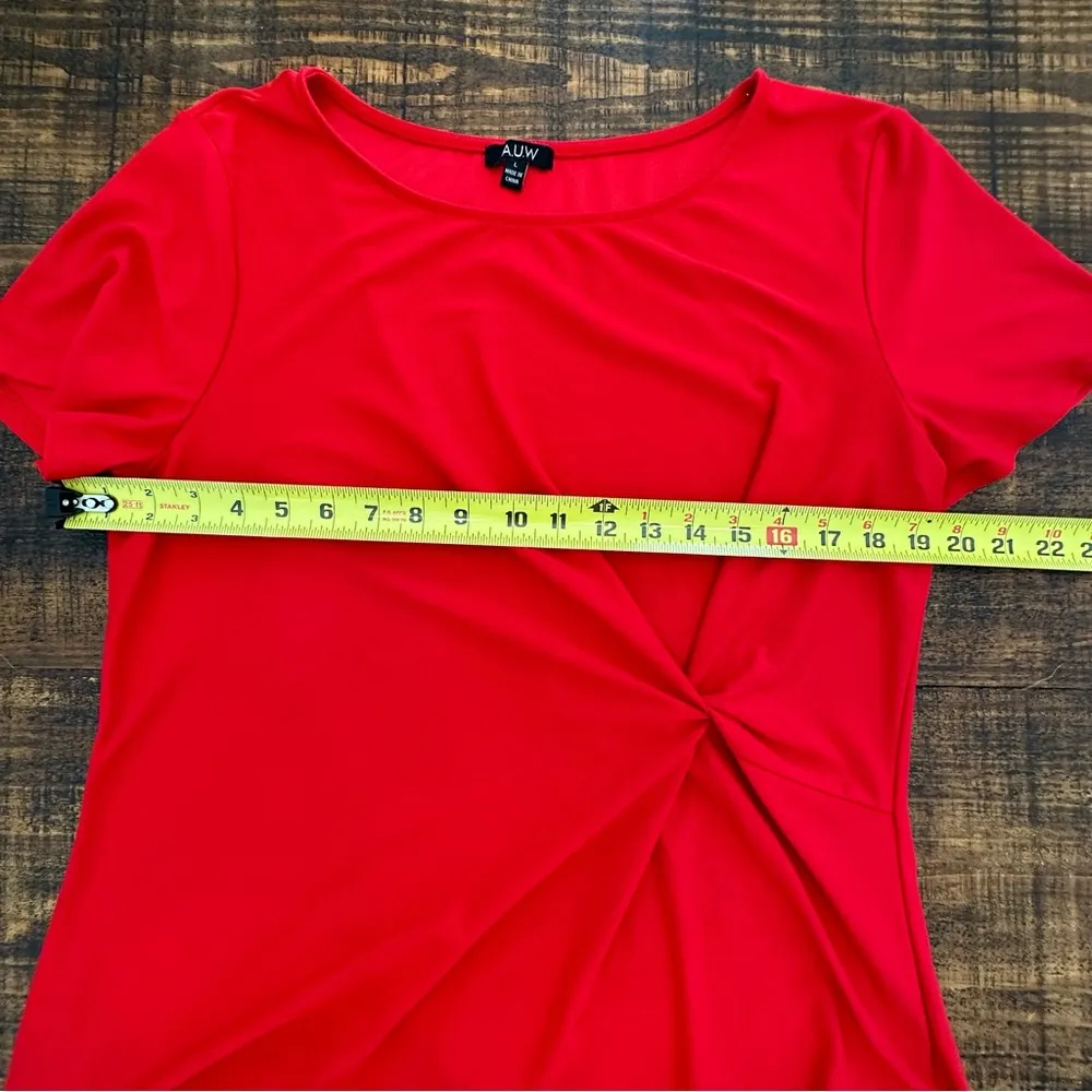 AUW Short Sleeve Top- Excellent condition - Image 2