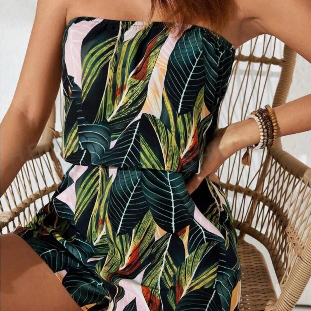 Short-Term Bandeau Style Jumpsuit - Image 3